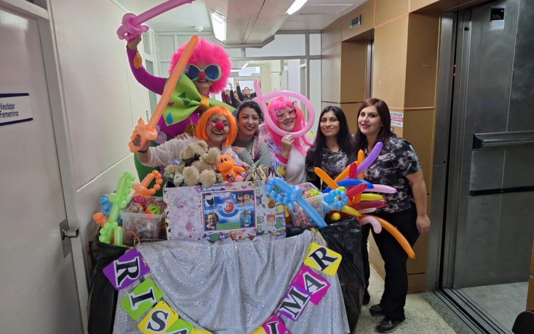 Grupo “Risas del Mar” festejó a pacientes del Hospital Naval Talcahuano por el Día del Niño