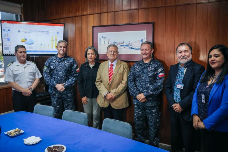 Autoridades de Salud visitan Hospital Naval de Talcahuano para fortalecer colaboración en cirugías oncológicas